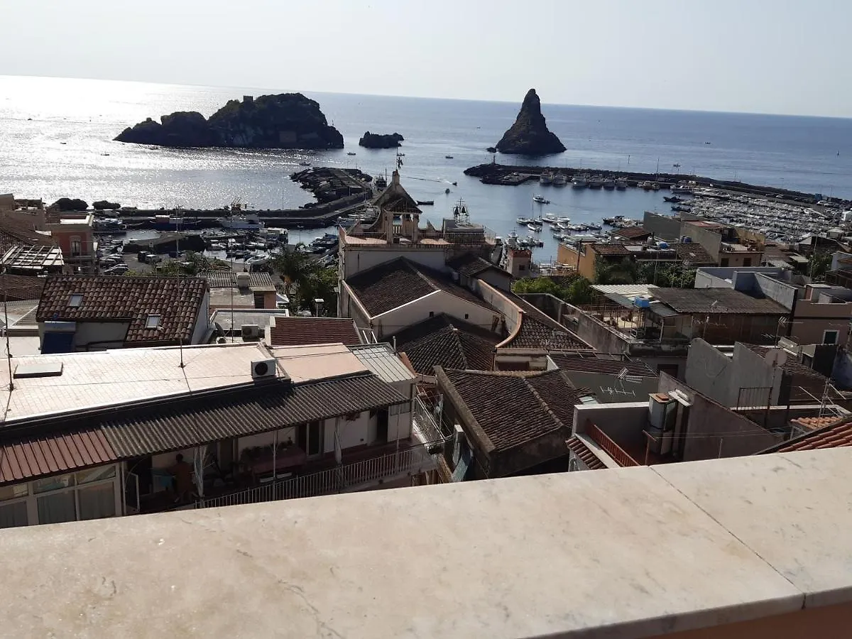 Casa Vacanze RoSa Aci Trezza