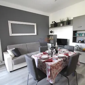 lugana-family-apartment.hotelinveneto.com/